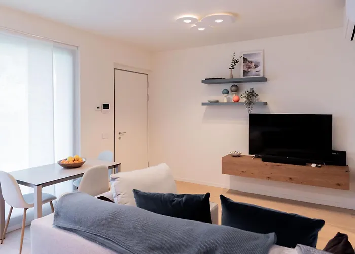 Le Pergole Aloha - By Lovecomo Vakantiehuis *