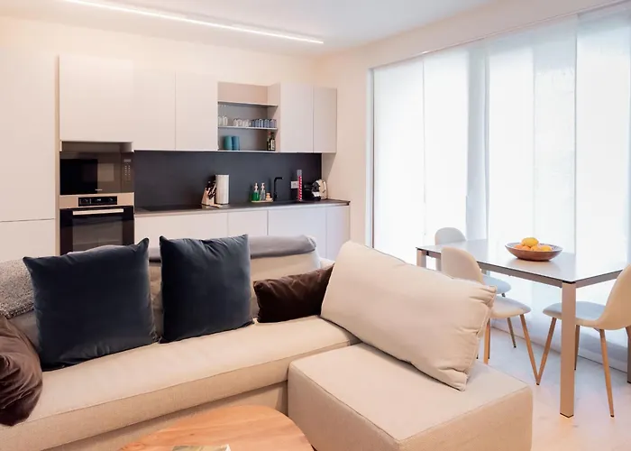 Le Pergole Aloha - By Lovecomo Vakantiehuis *